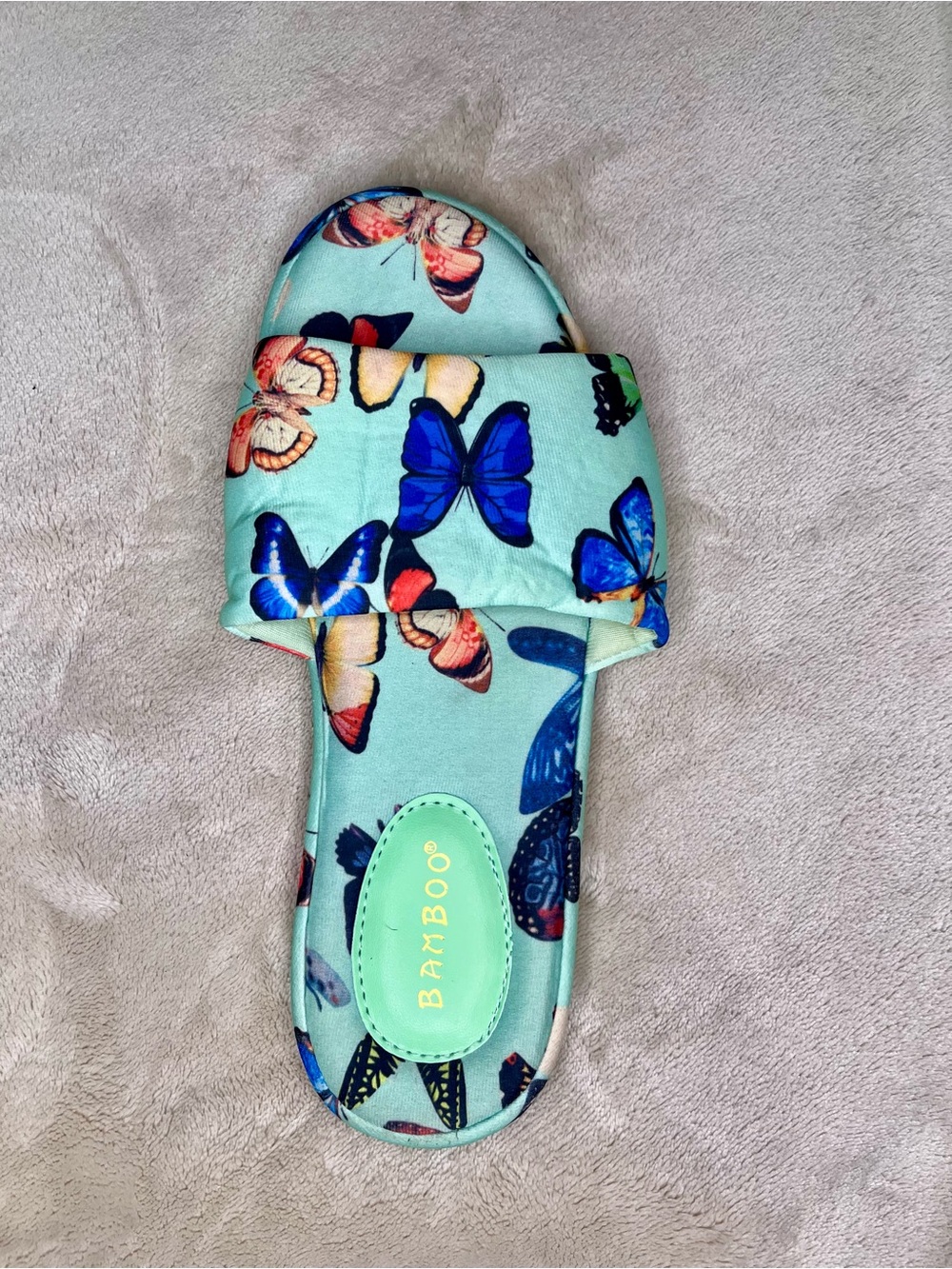 Bamboo Size 8 Butterfly Print Cushioned Slide Sandals - Picture 3 of 10